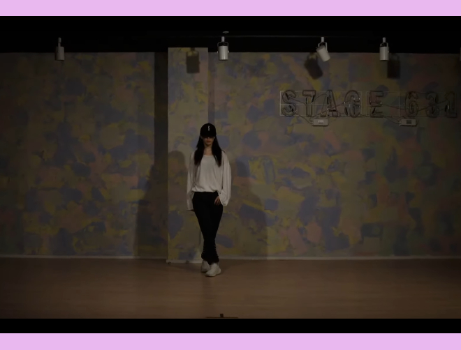 Η Jiyeon με cover του Move από Taemin